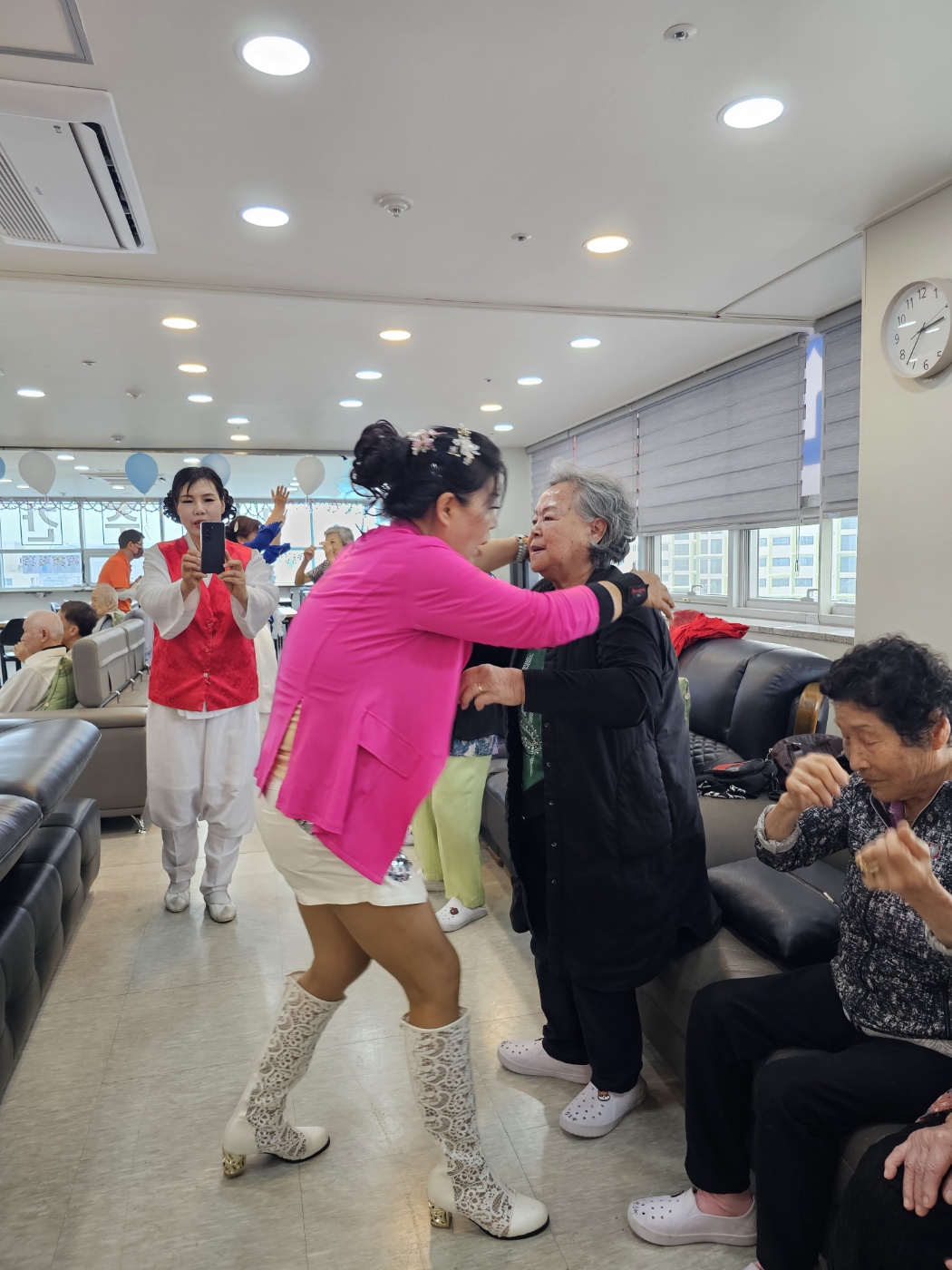 /user/g/gooddaycare/editor/2507/dde2e210637e99ccae19c58f1607ace0_1751508121_574.jpg 이미지크게보기