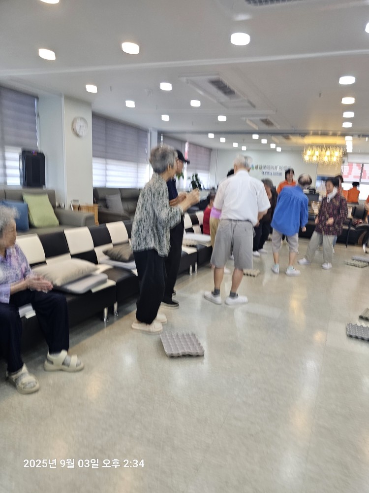 /user/g/gooddaycare/editor/2509/88a2823f35990bccc64269dd2e810134_1758516779_0987.jpg 이미지크게보기