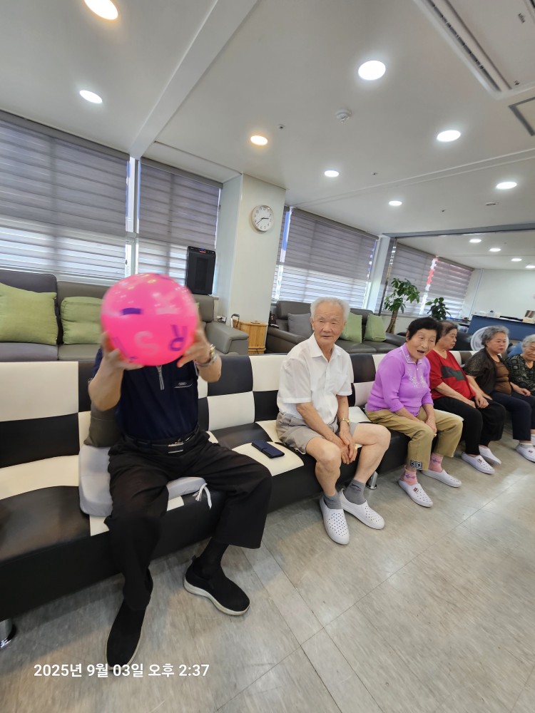 /user/g/gooddaycare/editor/2509/88a2823f35990bccc64269dd2e810134_1758516779_3005.jpg 이미지크게보기