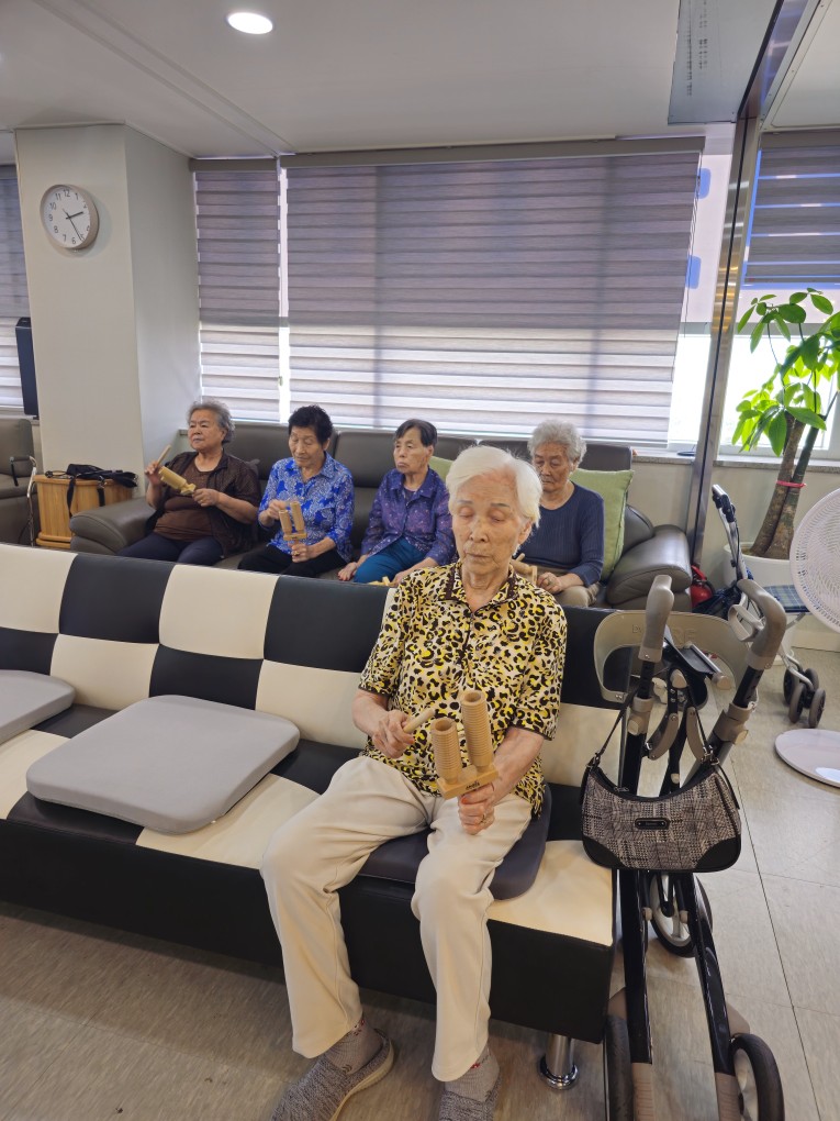 /user/g/gooddaycare/editor/2509/88a2823f35990bccc64269dd2e810134_1758517872_9874.jpg 이미지크게보기