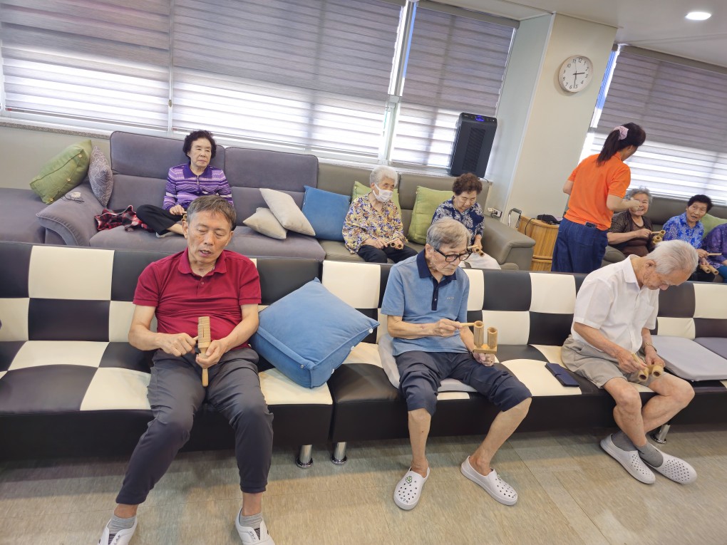 /user/g/gooddaycare/editor/2509/88a2823f35990bccc64269dd2e810134_1758517873_0744.jpg 이미지크게보기