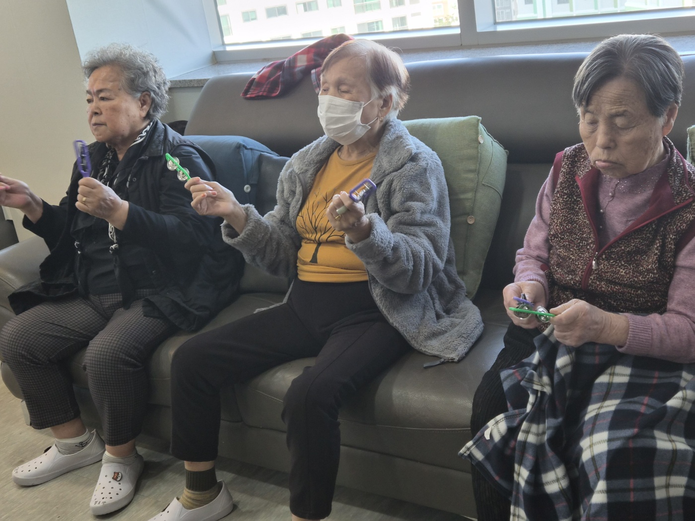 /user/g/gooddaycare/editor/2511/7996c496e5aa45557a8ac17d3940f196_1763433917_9101.jpg 이미지크게보기