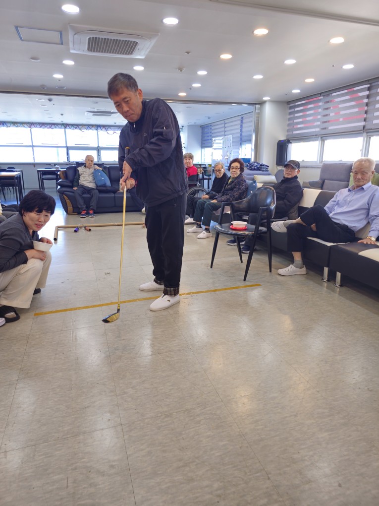 /user/g/gooddaycare/editor/2511/7996c496e5aa45557a8ac17d3940f196_1763442576_7083.jpg 이미지크게보기