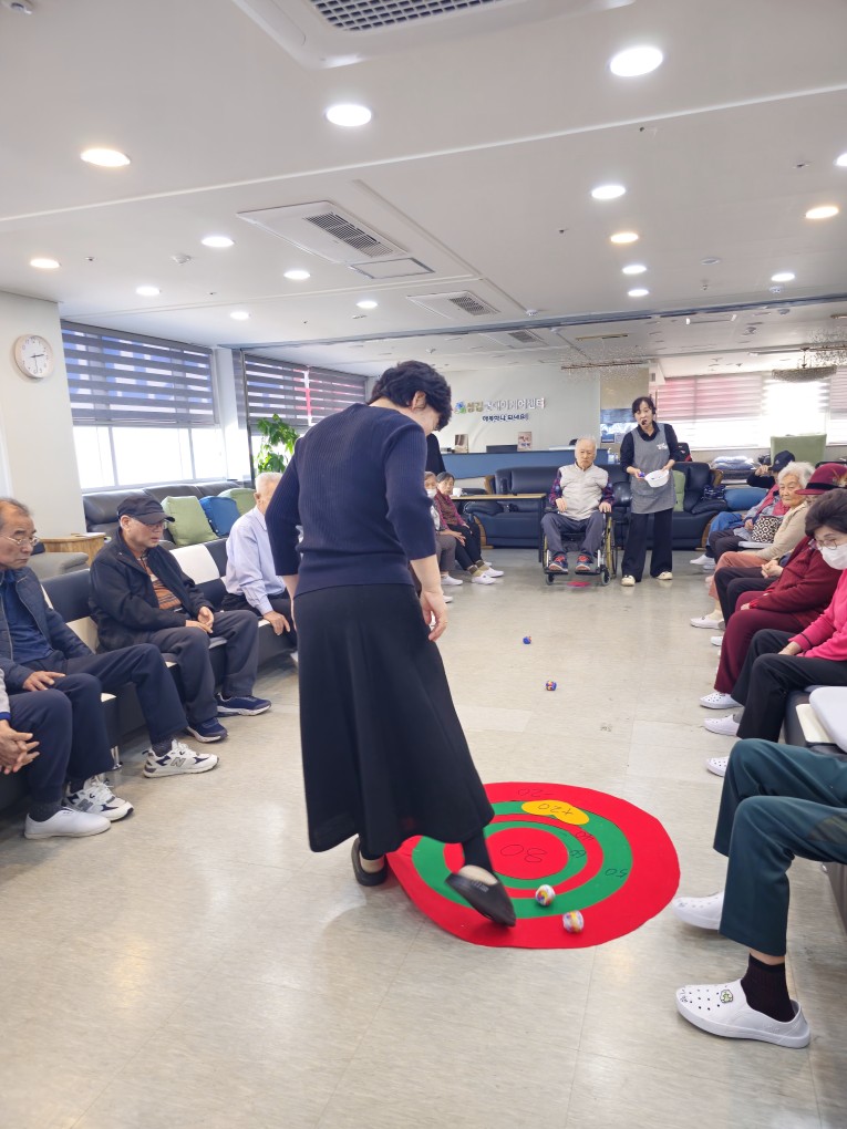 /user/g/gooddaycare/editor/2511/7996c496e5aa45557a8ac17d3940f196_1763442615_6125.jpg 이미지크게보기