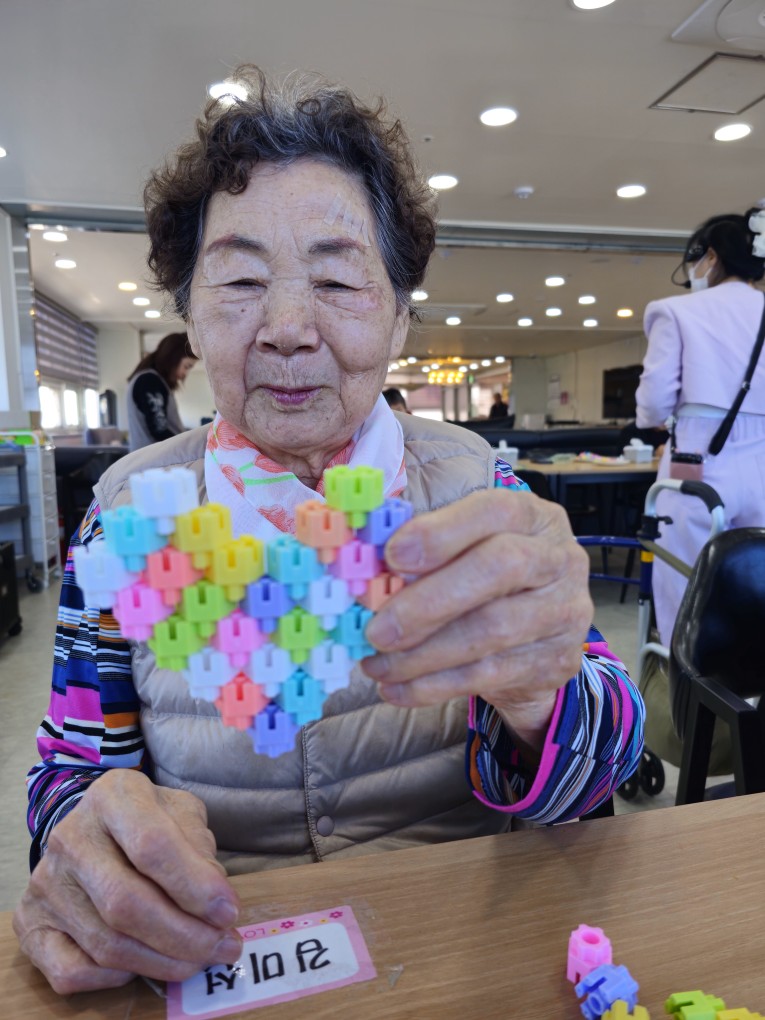 /user/g/gooddaycare/editor/2511/7996c496e5aa45557a8ac17d3940f196_1763442688_8349.jpg 이미지크게보기