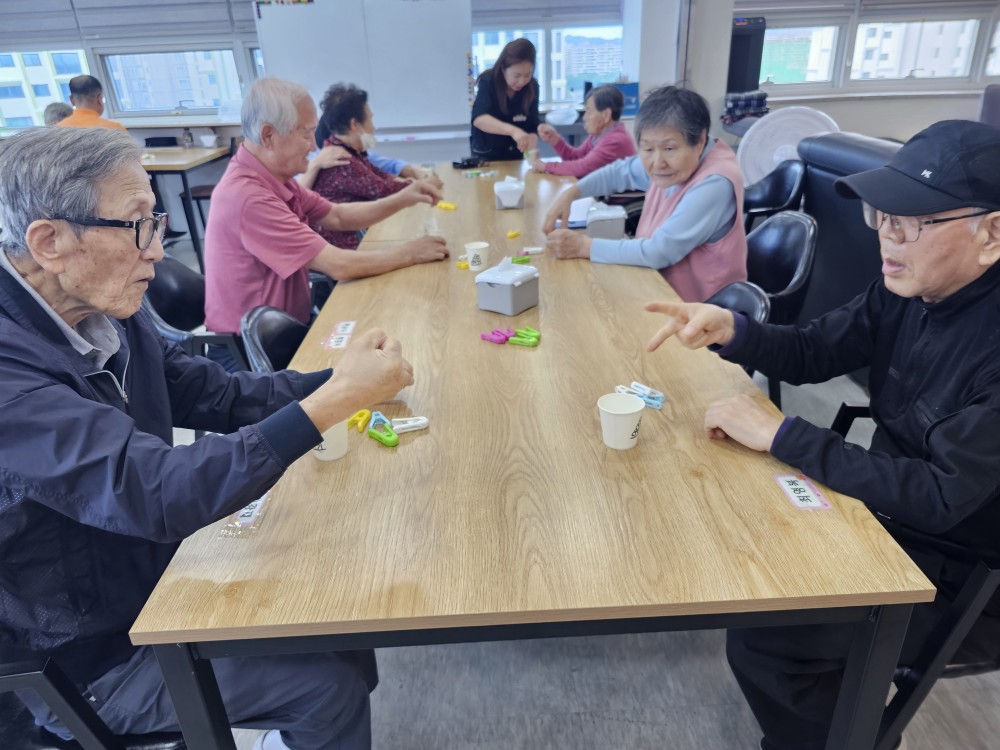 /user/g/gooddaycare/editor/2511/7f05996b1c401c896005c71adbedf8fd_1762308309_57.jpg 이미지크게보기