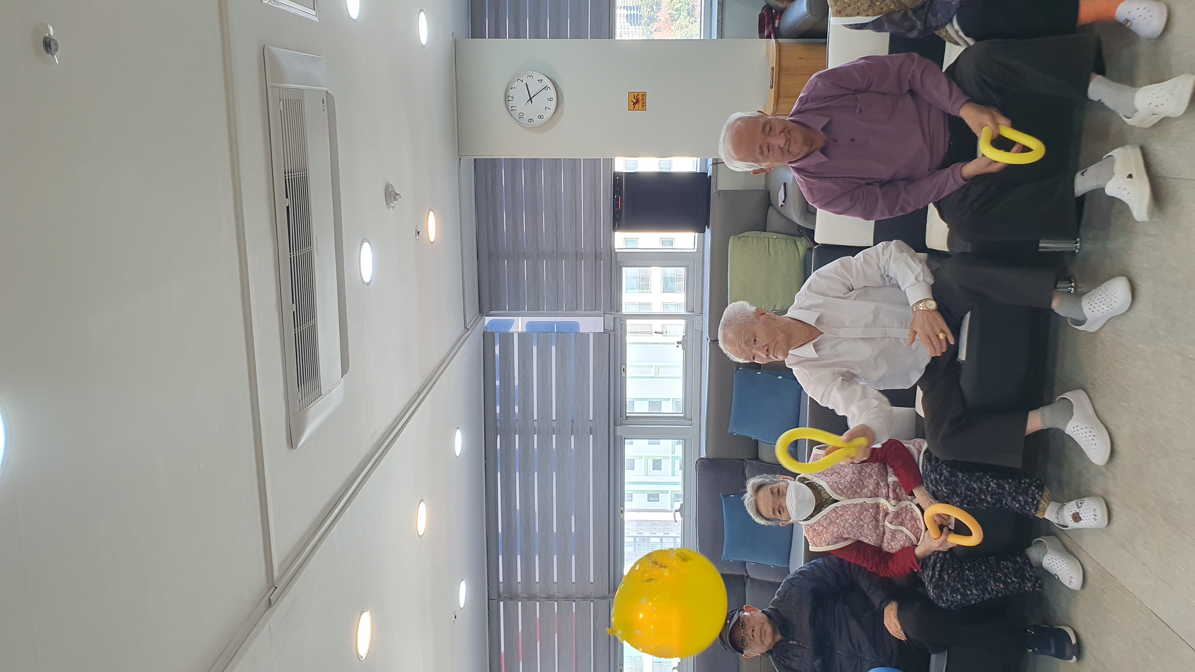 /user/g/gooddaycare/editor/2512/c6220322ed8be71b33332ff48dfb06f4_1766385764_13.jpg 이미지크게보기