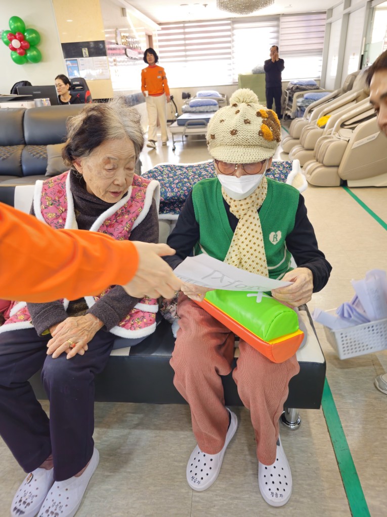 /user/g/gooddaycare/editor/2512/c6220322ed8be71b33332ff48dfb06f4_1766385882_1268.jpg 이미지크게보기