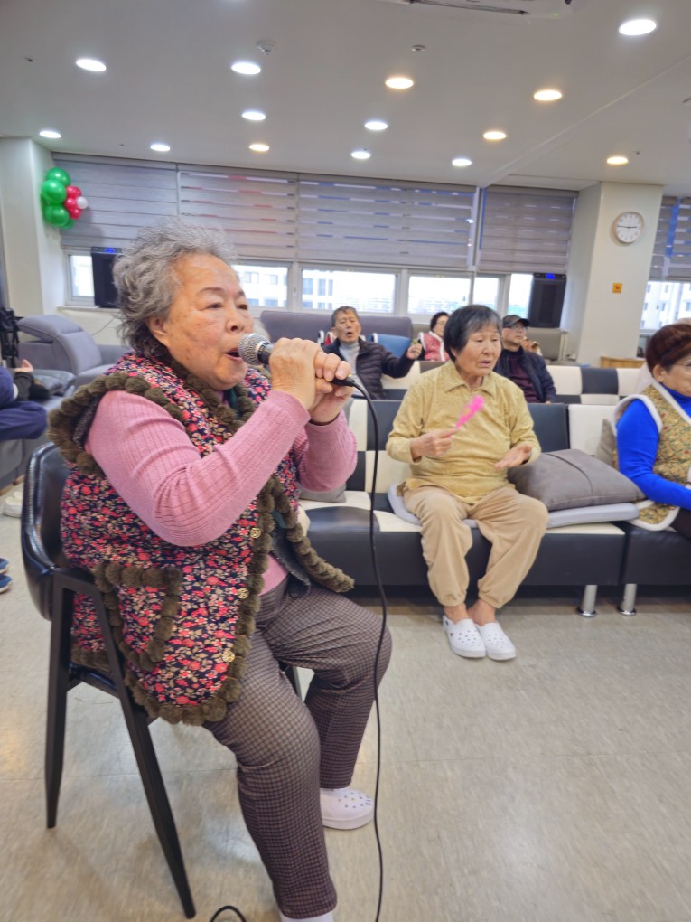 /user/g/gooddaycare/editor/2512/c6220322ed8be71b33332ff48dfb06f4_1766385929_5797.jpg 이미지크게보기