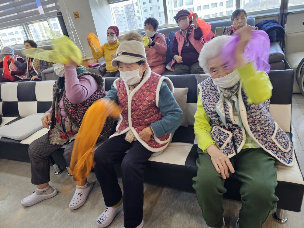 /user/g/gooddaycare/editor/2602/a7d5662f1c14ad5ab4e27051c946b025_1770691116_6207.jpg 이미지크게보기