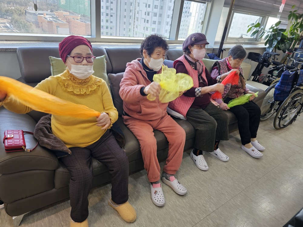 /user/g/gooddaycare/editor/2602/a7d5662f1c14ad5ab4e27051c946b025_1770691116_6985.jpg 이미지크게보기