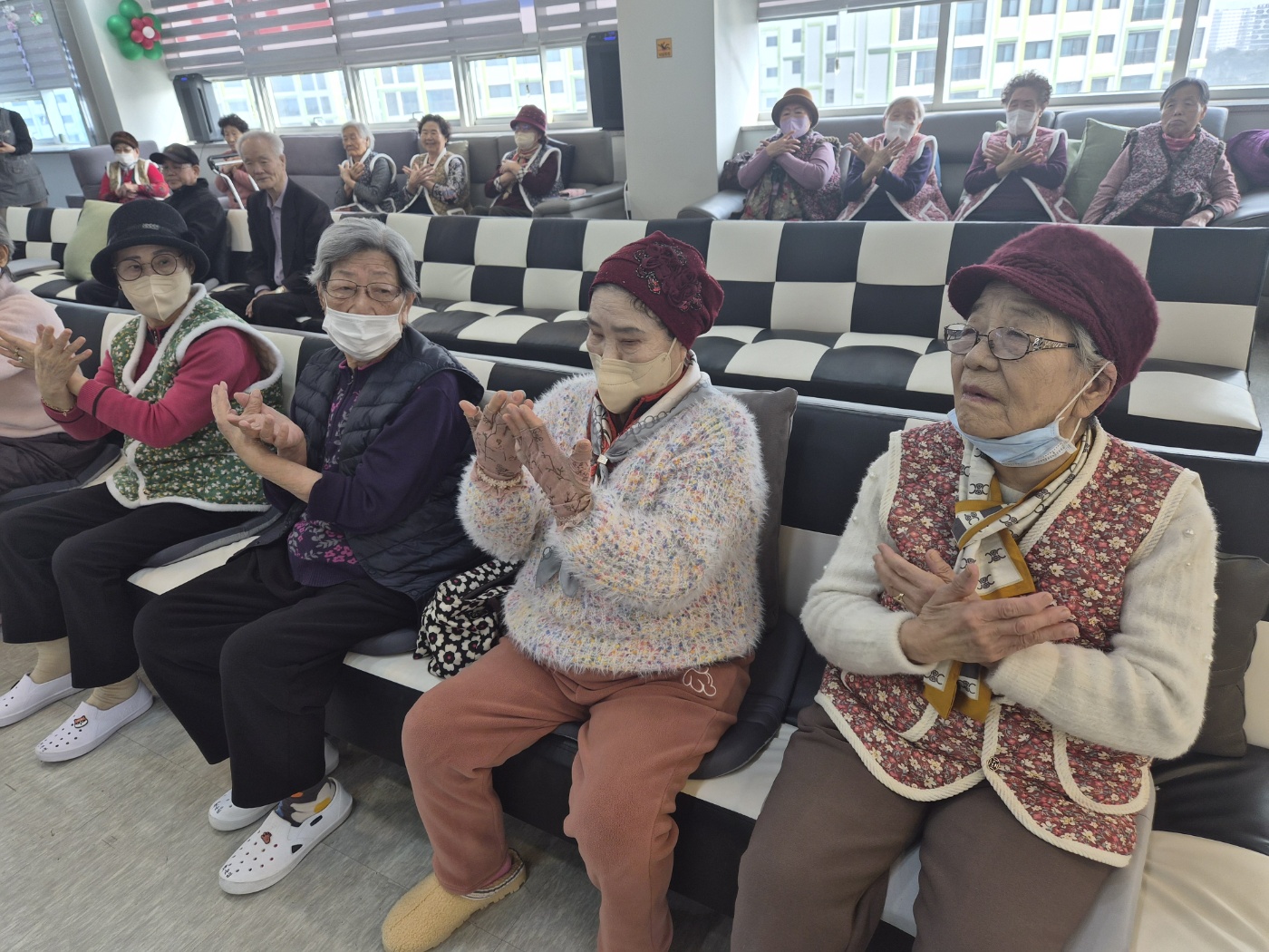 /user/g/gooddaycare/editor/2602/a7d5662f1c14ad5ab4e27051c946b025_1770691199_4544.jpg 이미지크게보기