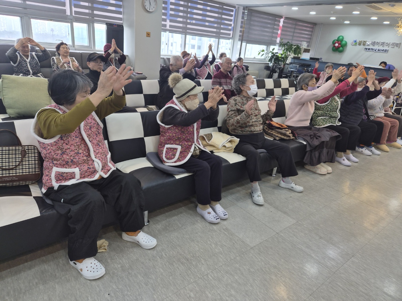 /user/g/gooddaycare/editor/2602/a7d5662f1c14ad5ab4e27051c946b025_1770691201_2767.jpg 이미지크게보기