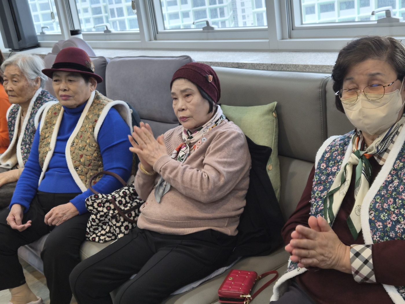 /user/g/gooddaycare/editor/2604/e49147b9cab169587c4296a445e9cbcd_1776749321_5328.jpg 이미지크게보기